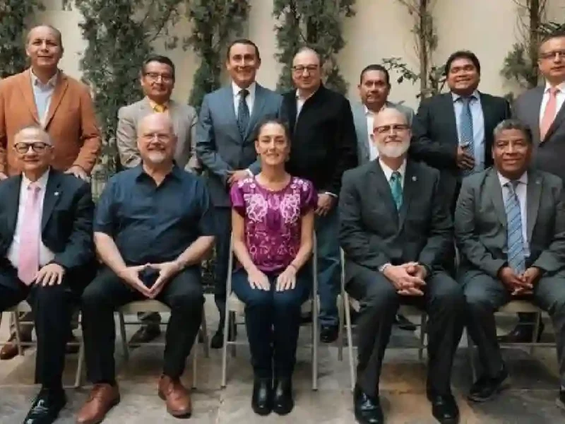 Se reúne Claudia Sheinbaum con representantes de más de 30 mil templos de la comunidad Evangélica del país