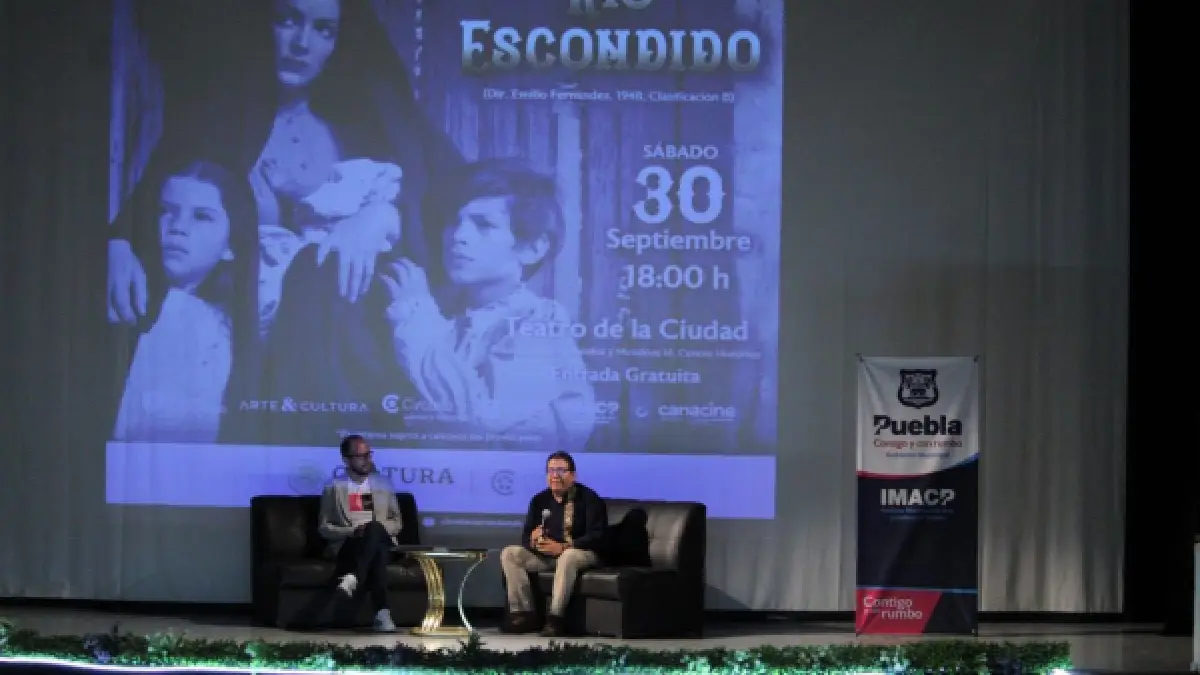 habló de la importancia de la película y del trabajo de Gabriel Figueroa en la visión del México contemporáneo.