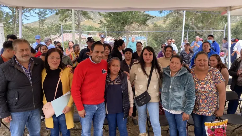 Va Uruviel González por la rehabilitación de las 18 Casas de Salud de Chalchicomula de Sesma