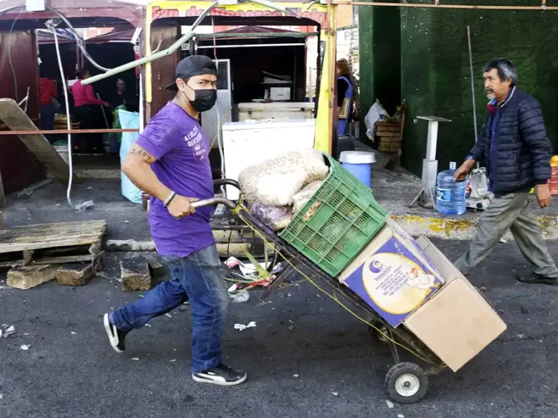 Conflicto por mercado Amalucan no termina; acusan amenazas de muerte de la “28 de Octubre”