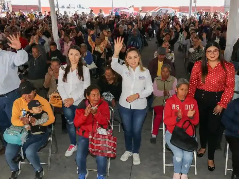 Paola Angon y María de la Barreda encabezan segunda entrega del Programa Cholula Nutrida, en beneficio de 1,000 familias