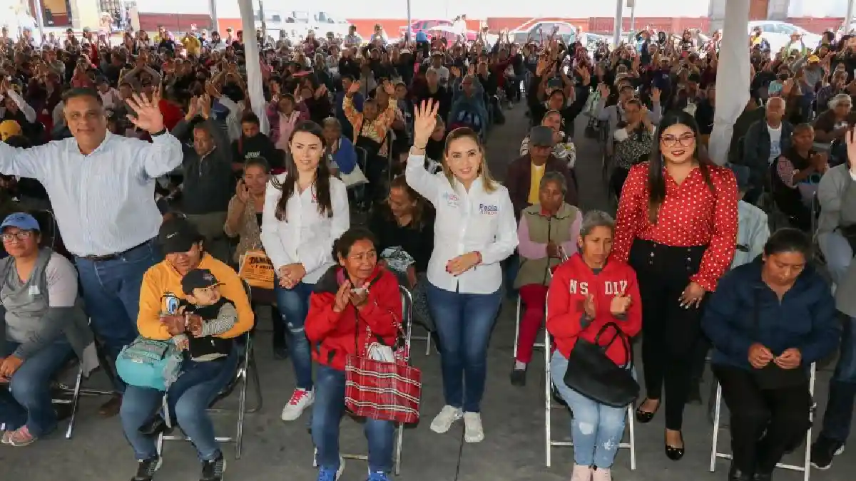 Paola Angon y María de la Barreda encabezan segunda entrega del Programa Cholula Nutrida, en beneficio de 1,000 familias