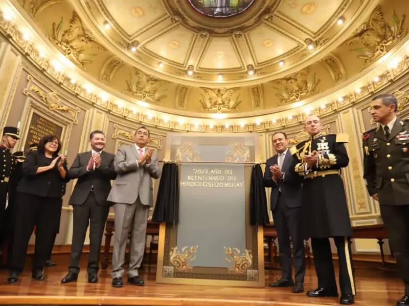 Inscriben en el Muro de Honor del Congreso del Estado: “2023, Año del Bicentenario del Heroico Colegio Militar”