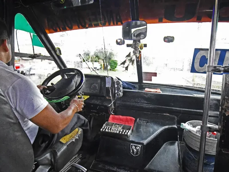 Gobierno de Puebla otorgará créditos a transportistas para renovar unidades