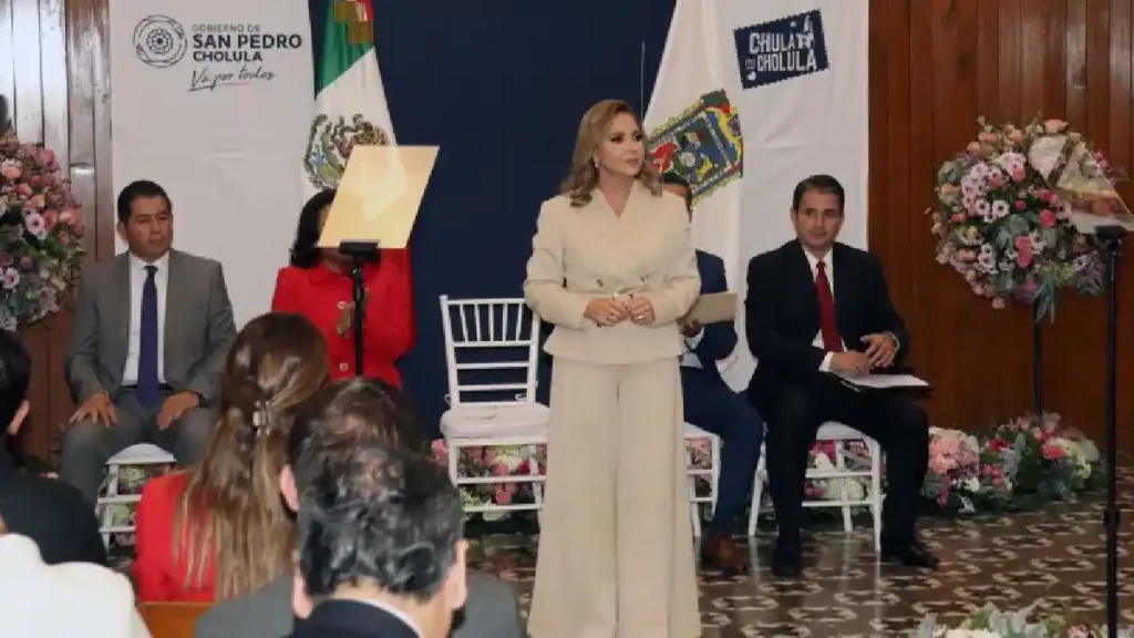 En informe, propone Paola Angon hacer alianza para avanzar juntos por el bienestar de las familias cholultecas