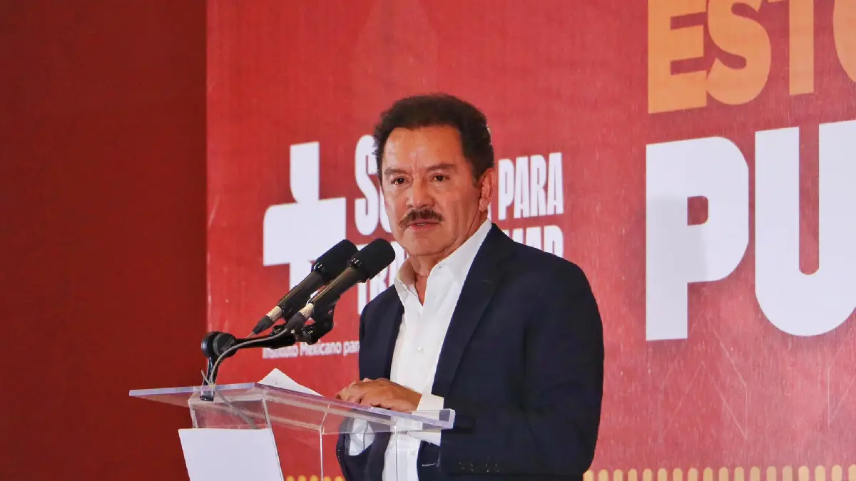 Vamos firmes pero sin soberbia, con humildad y convencidos que somos leales a Puebla: Nacho Mier