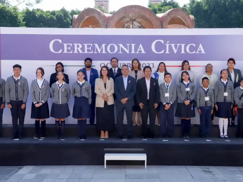 Llama Mundo Tlatehui a las Personas Servidoras Públicas a Mantener el Compromiso con las y los Sanandreseños