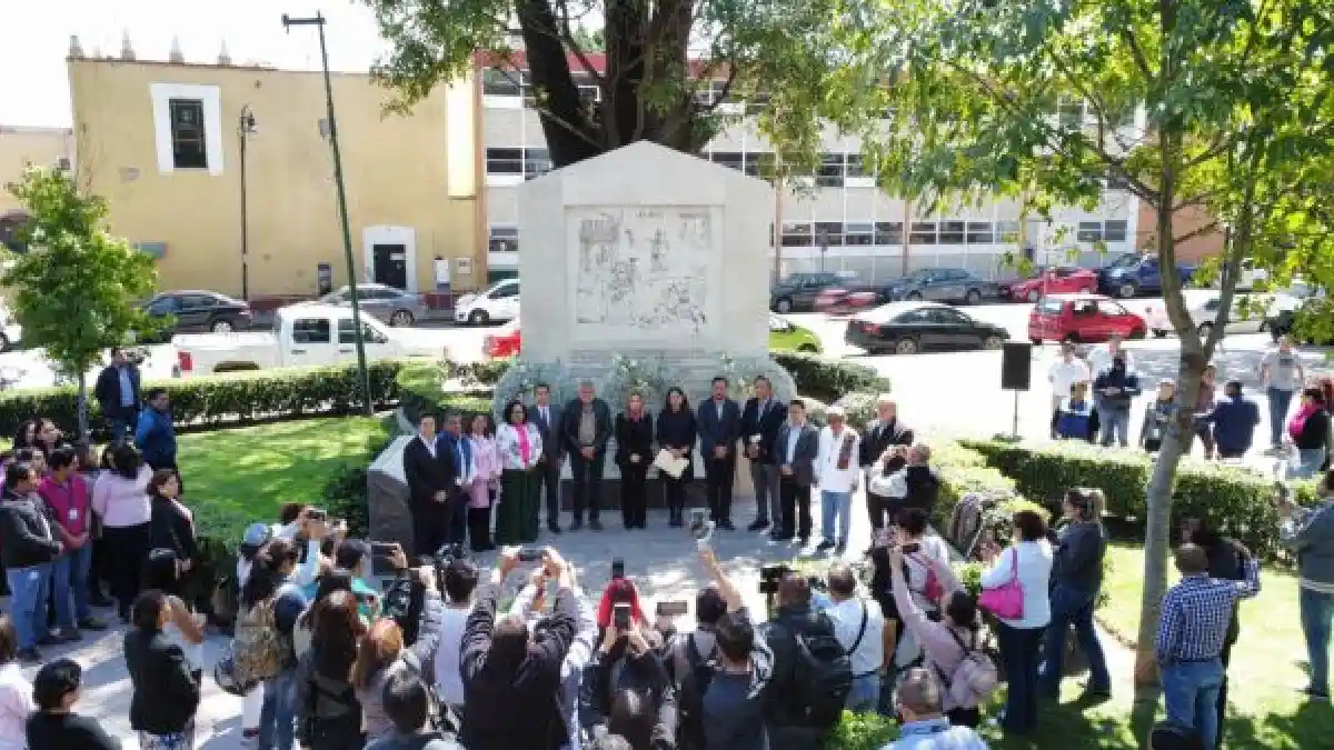 Encabeza Paola Angon ceremonia conmemorativa a los 504 años de la Matanza de Cholula
