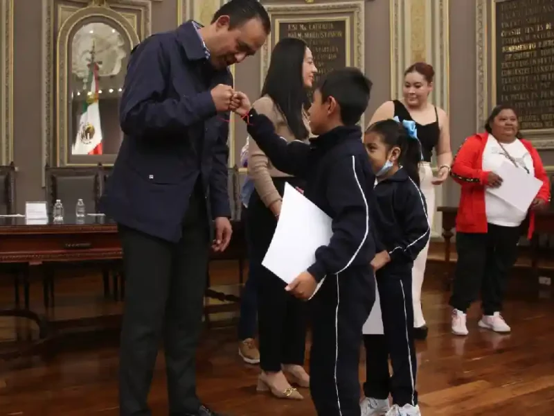 Recibe Voluntariado del Congreso del Estado a estudiantes de Albergues Rurales