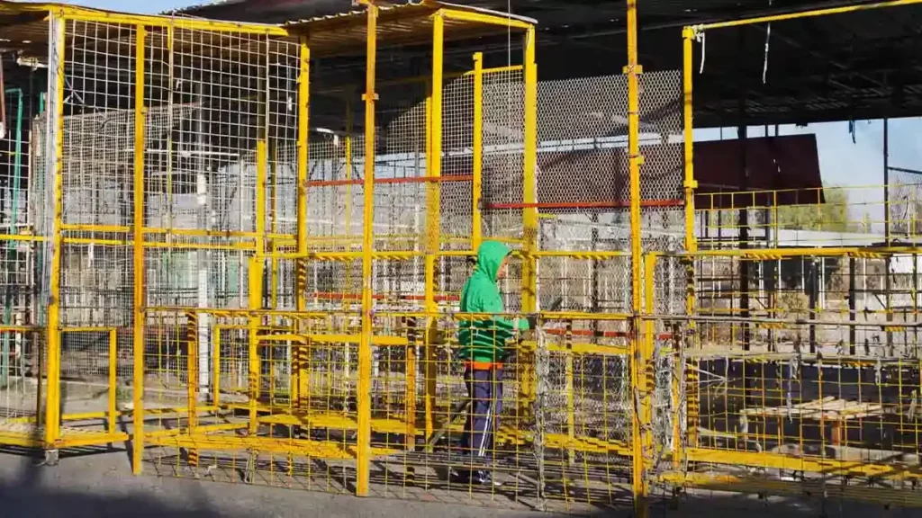 La mayoría de vendedores del tianguis Piedad Nacozari carece de escrituras de sus locales