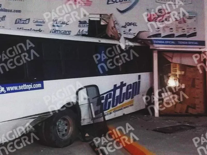 Conductor borracho dejó 16 lesionados y se dio a la fuga en Puebla