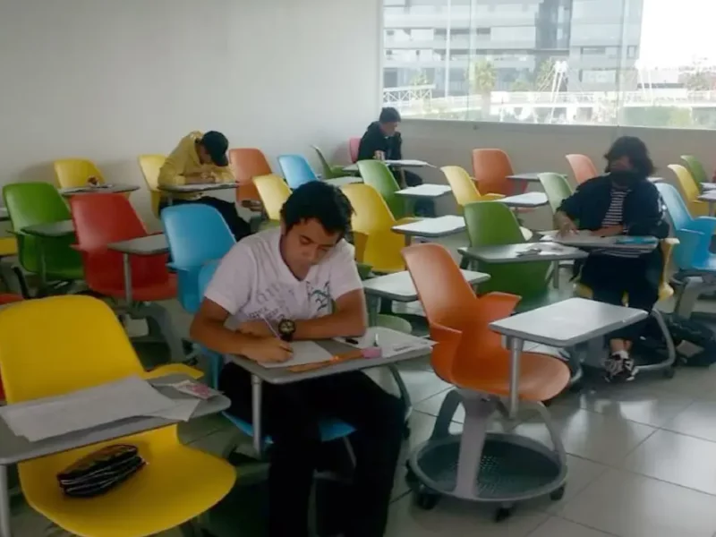 Alumnos de la BUAP encabezan las representaciones del estado en las olimpiadas nacionales de Matemáticas y de Física