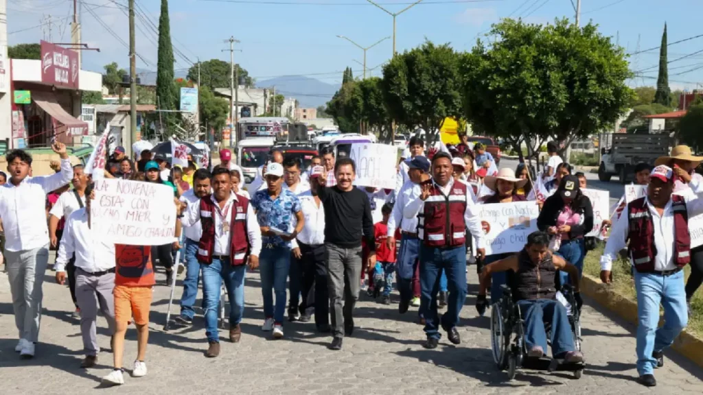 Recibe Nacho Mier respaldo popular de Acatzingo