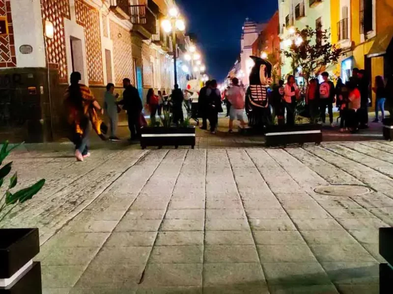 Tres meses después, concluye peatonalización de la 16 de Septiembre en Puebla