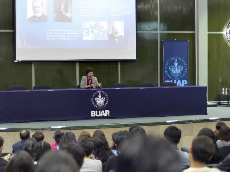 Celebra Rectora María Lilia Cedillo Ramírez el décimo aniversario de la Licenciatura en Biotecnología