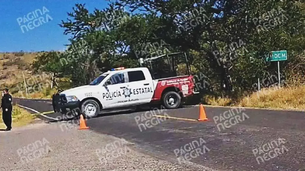 Motociclista choca contra ruta de transporte y muere en Chietla
