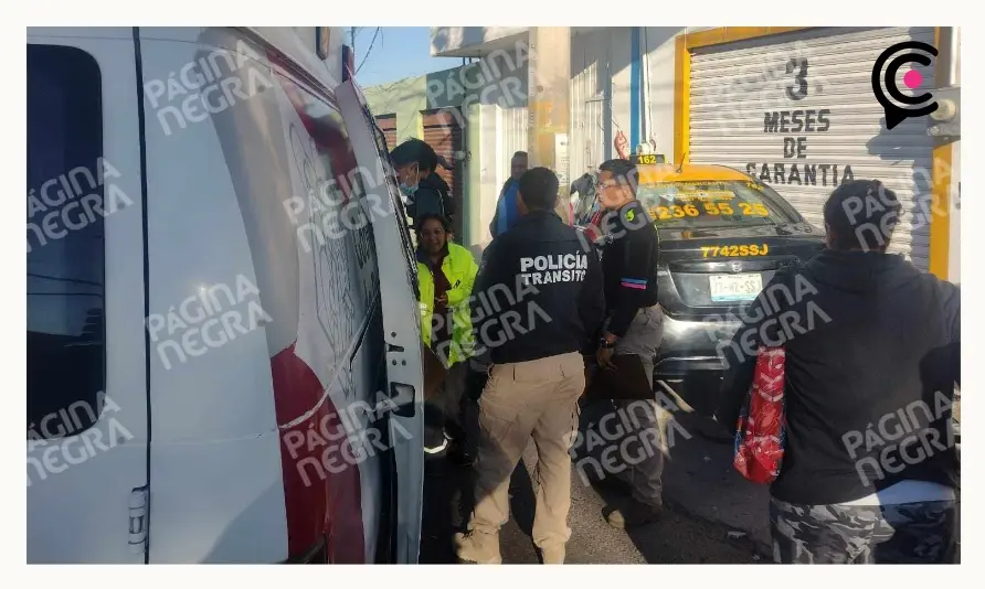 Choque entre ruta y taxi dejó dos lesionados en Puebla capital