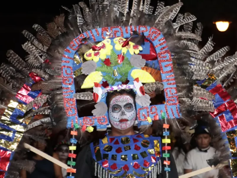 Atlixco se llena de magia y color con el desfile de calaveras en el marco de valle de catrinas