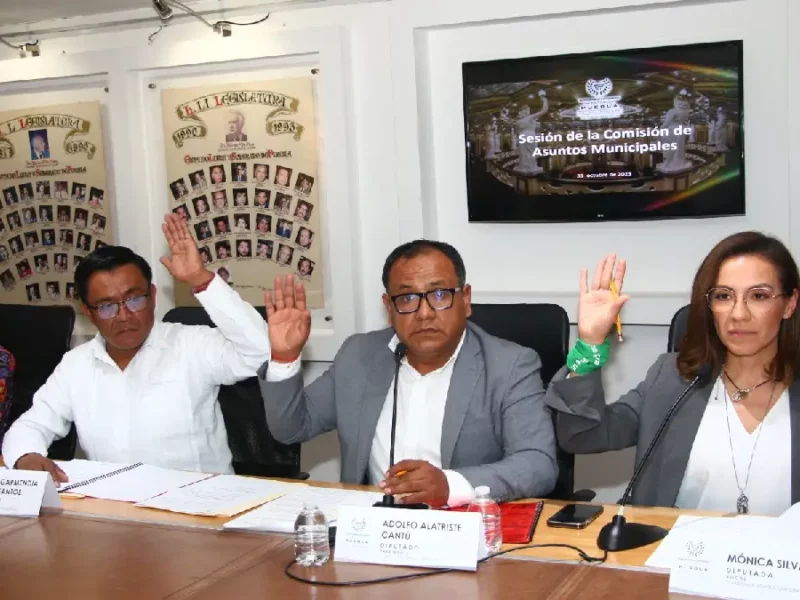 Aprueba Comisión del Congreso exhorto en materia de movilidad y orden en la vía pública