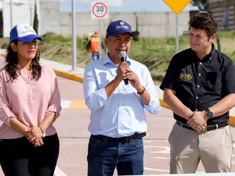 Inaugura Mundo Tlatehui el Adoquinamiento de la Calle Sexta Cerrada y Tlahuilila en la Cabecera Municipal