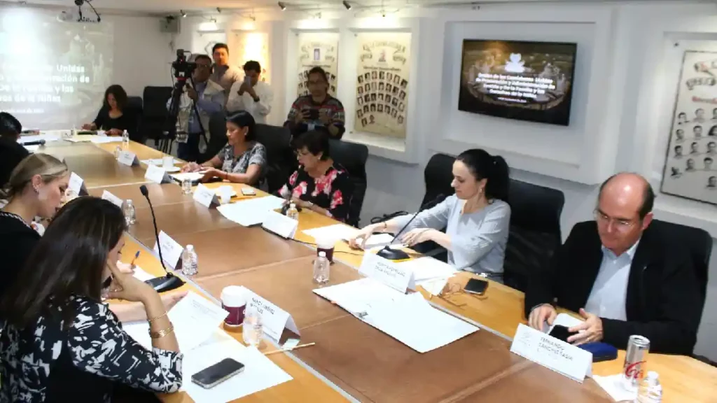 Comisiones Unidas del Congreso aprueban reformas para que órganos jurisdiccionales incluyan en el Registro Nacional a deudores alimentarios