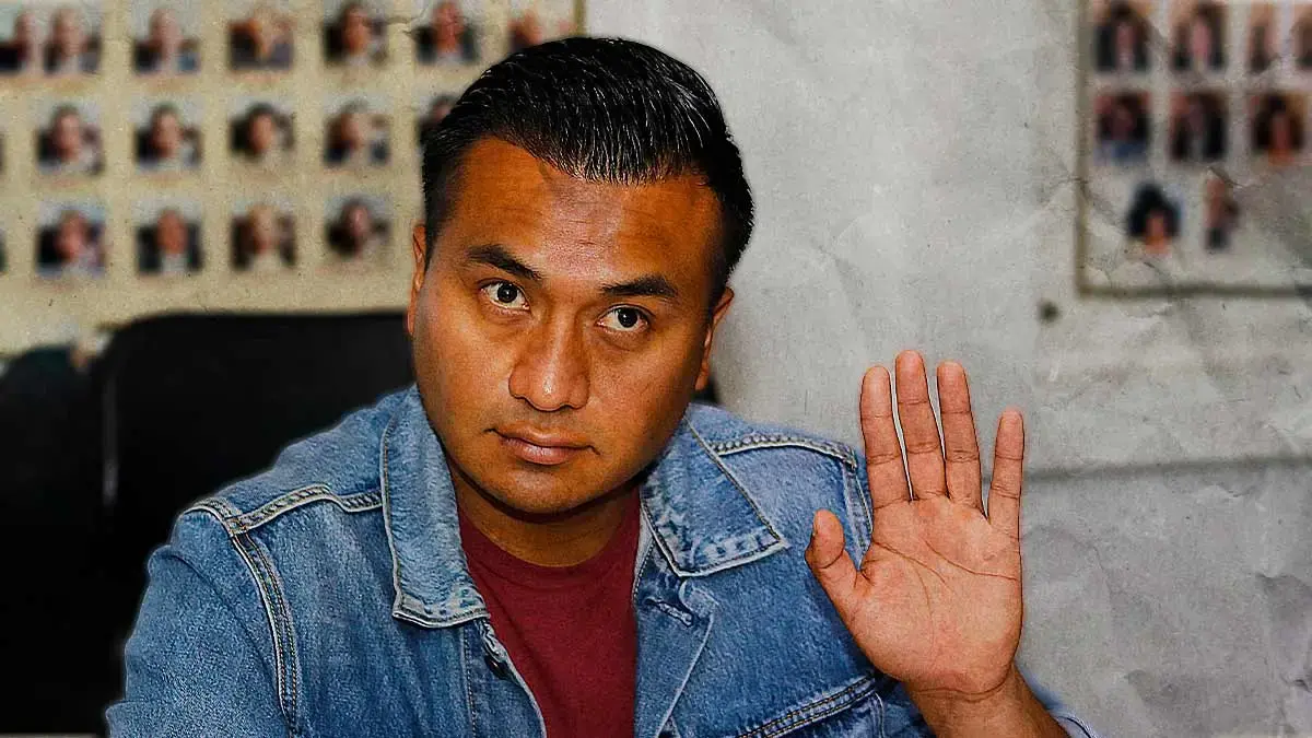 Abuchean a Roberto Solís por pedir reconocimiento a “papás luchones” en el Congreso