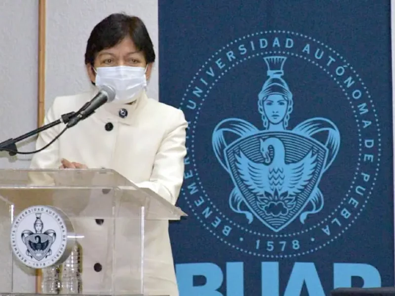 La Rectora Lilia Cedillo Ramírez preside informe del director de la Facultad de Administración