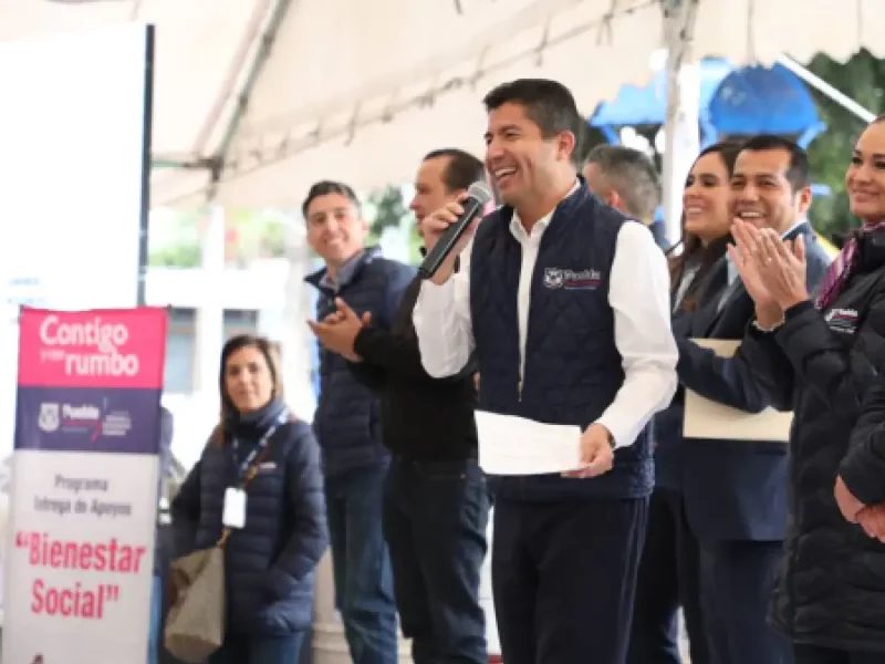 Gobierno municipal entrega 16 mil apoyos en beneficio de las familias poblanas