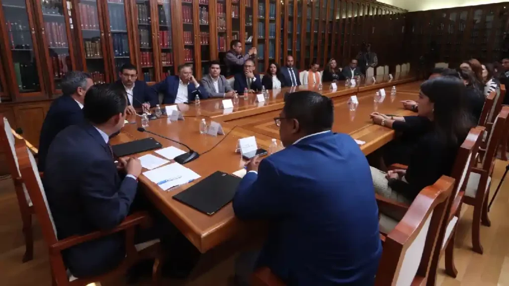 Congreso del Estado firma convenio de colaboración con SICOM