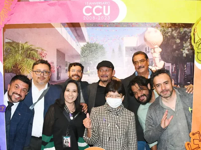 En esta temporada navideña, hagamos que nuestros corazones vibren de emoción: Rectora María Lilia Cedillo Ramírez Rectora Lilia Cedillo Lunes, Noviembre 27, 2023 La Rectora María Lilia encendió el árbol navideño en el CCU Leer más La BUAP, una universidad que sigue creciendo con finanzas sanas: Rectora María Lilia Cedillo Ramírez Rectora Lilia Cedillo Lunes, Noviembre 27, 2023 • En la última sesión del año, agradeció la sensibilidad de los integrantes del Consejo Universitario para aprobar temas importantes como el Calendario Escolar 2024, entre otros Leer más En el Concurso de Emprendimiento Social Sostenible se premia la creatividad, innovación y uso de nuevas tecnologías Premios y reconocimientos Lunes, Noviembre 27, 2023 • Participaron 57 proyectos de 185 alumnos, de los cuales resultaron tres primeros lugares y tres menciones honoríficas Leer más En la Noche de las Estrellas 2023, CU recibió a miles de personas Vinculación social Domingo, Noviembre 26, 2023 • Más de 100 telescopios, 70 conferencias y 120 experimentos interactivos. La BUAP instaló además sedes en el interior del estado Leer más Estudiante BUAP, segundo lugar nacional en la XXXVII Olimpiada Mexicana de Matemáticas Premios y reconocimientos Domingo, Noviembre 26, 2023 • Yérik Flores Torres, de la Preparatoria Regional Simón Bolívar de Atlixco, compitió con cerca de 190 preparatorianos -algunos de secundaria- del país Leer más Impulsa BUAP modelo de educación dual al firmar convenio con Trefilados Inoxidables de México Rectora Lilia Cedillo Domingo, Noviembre 26, 2023 • Estudiantes tendrán acceso a residencias profesionales en esta empresa Leer más Refrenda la Rectora María Lilia Cedillo Ramírez su compromiso con el ICUAP Rectora Lilia Cedillo Domingo, Noviembre 26, 2023 Refrenda la Rectora María Lilia Cedillo Ramírez su compromiso con el ICUAP Leer más Docente de la BUAP recibe la Medalla al Mérito Criminológico “Alfonso Quiroz Cuarón”