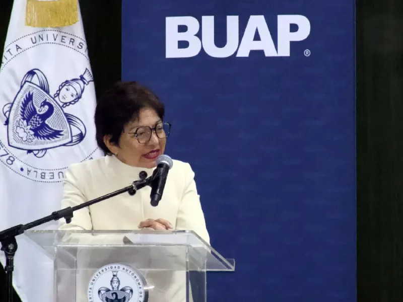 Refrenda la Rectora María Lilia Cedillo Ramírez su compromiso con el ICUAP