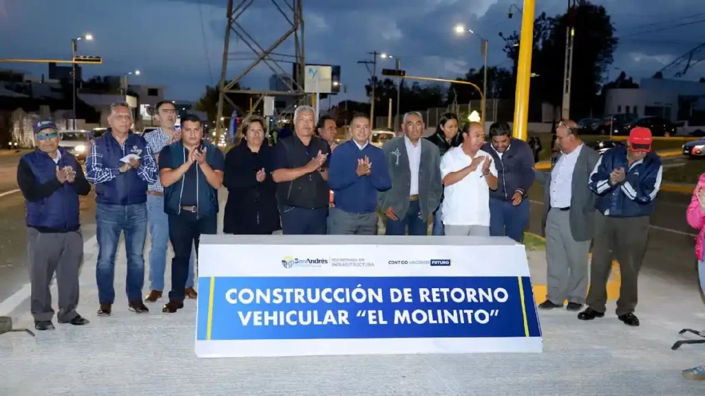Inaugura Mundo Tlatehui retorno vehicular “El Molinito” en la Colonia Emiliano Zapata