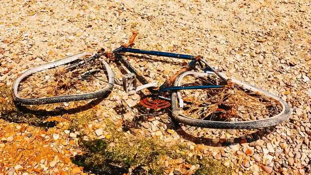 Ciclista falleció al caer a una barranca en Puebla