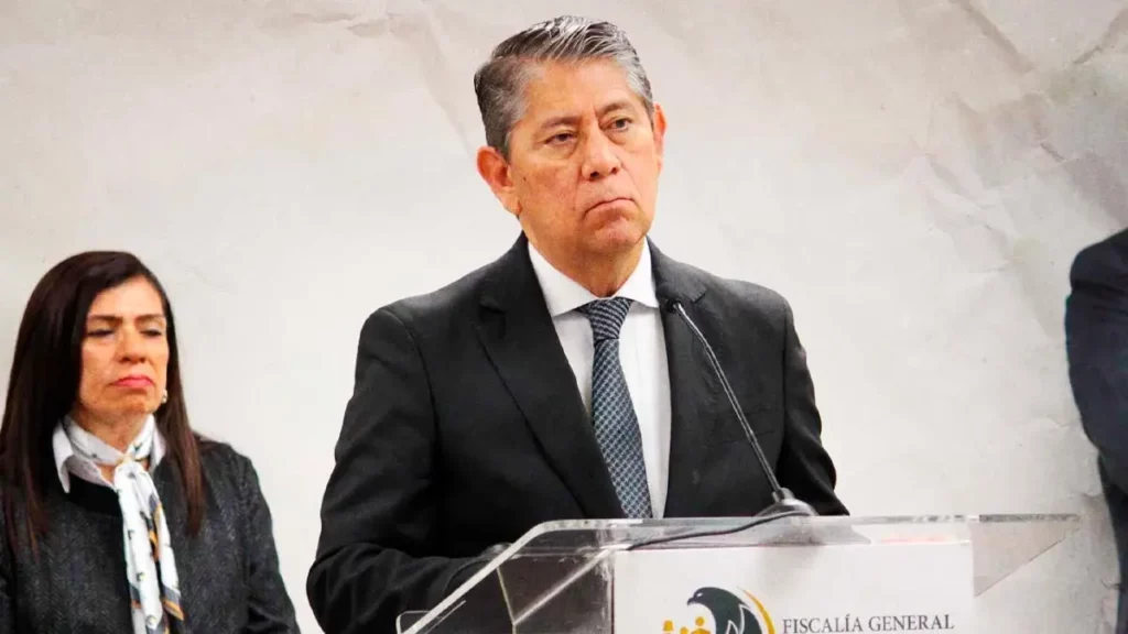 Citan a comparecer a conductor del BMW calcinado donde murieron tres jóvenes en Vía Atlixcáyotl