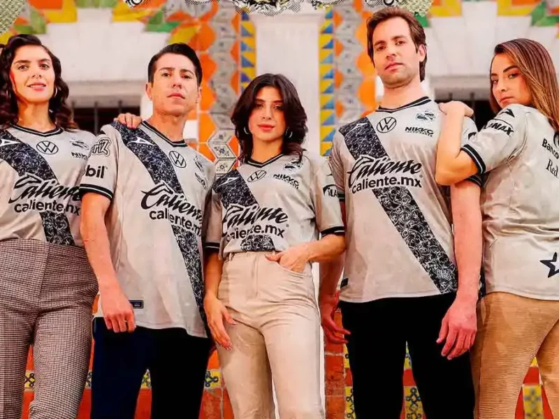 Club Puebla presenta su tercer uniforme para el Clausura 2024 inspirado en el arte Barroco