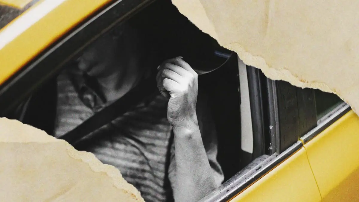 Taxista murió por causas naturales dentro de su unidad en San Andrés Cholula