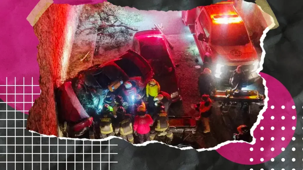 Auto volcó encima de otro en Amozoc; hubo cuatro heridos, dos de ellos prensados