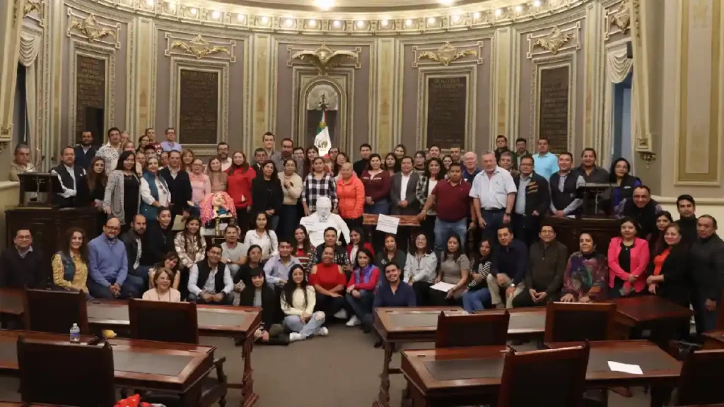 Realiza Congreso del Estado concurso de “Piñatas Legislativas” para fortalecer la cultura organizacional