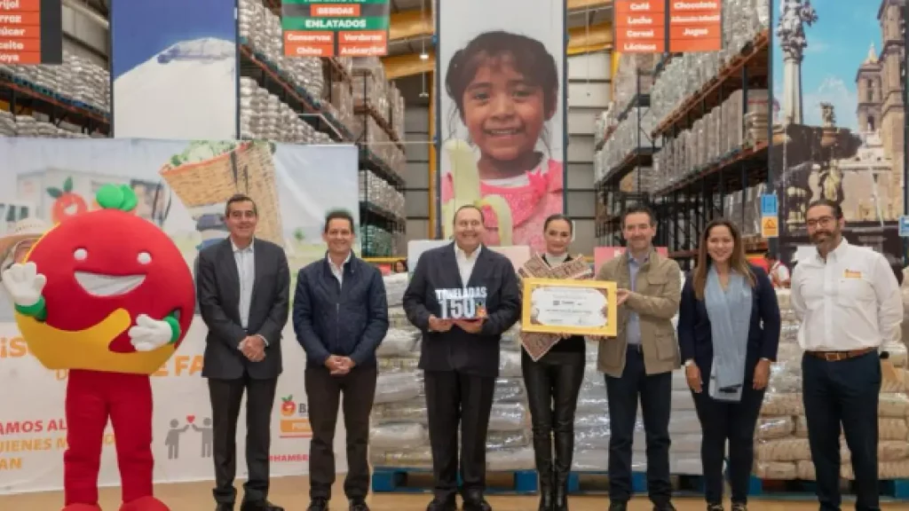 SMDIF Puebla beneficia a más de 35 mil familias poblanas con donación a banco de alimentos