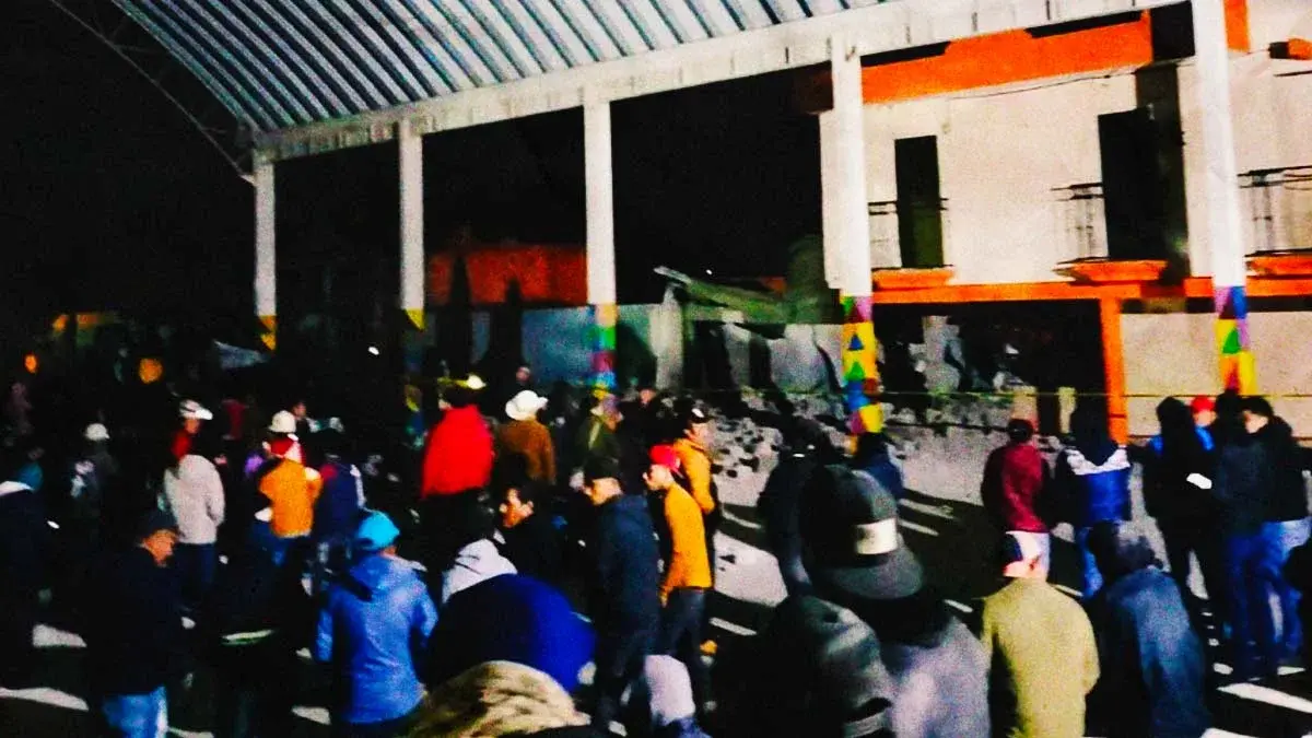 Tres muertos y 25 heridos deja explosión de polvorín en Tepeyahualco
