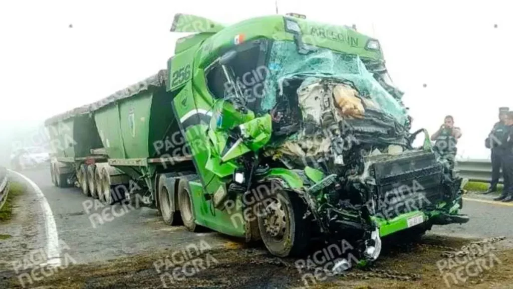 Carambola dejó seis lesionados y causó el cierre de la autopista Puebla-Orizaba