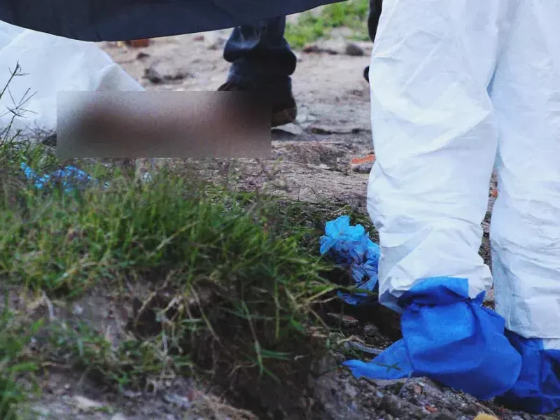 Matan a un hombre y le cortan los genitales en Puebla
