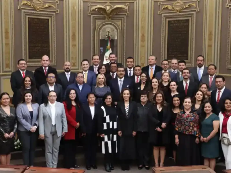 Ante el Congreso de Puebla, el Gobernador Sergio Salomón rinde su Informe de Gobierno