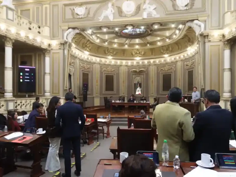 Presentan iniciativa en el Congreso del Estado para regular y promover el uso de la firma electrónica