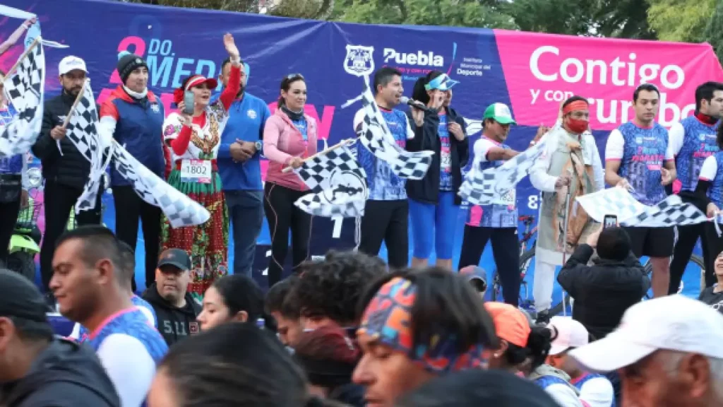 Casi 3 mil personas corrieron el Medio Maratón de Puebla capital