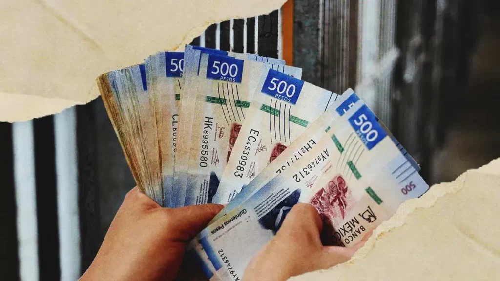 Encuentran más de 225 mil pesos en prisiones de Puebla tras operativos en 2023