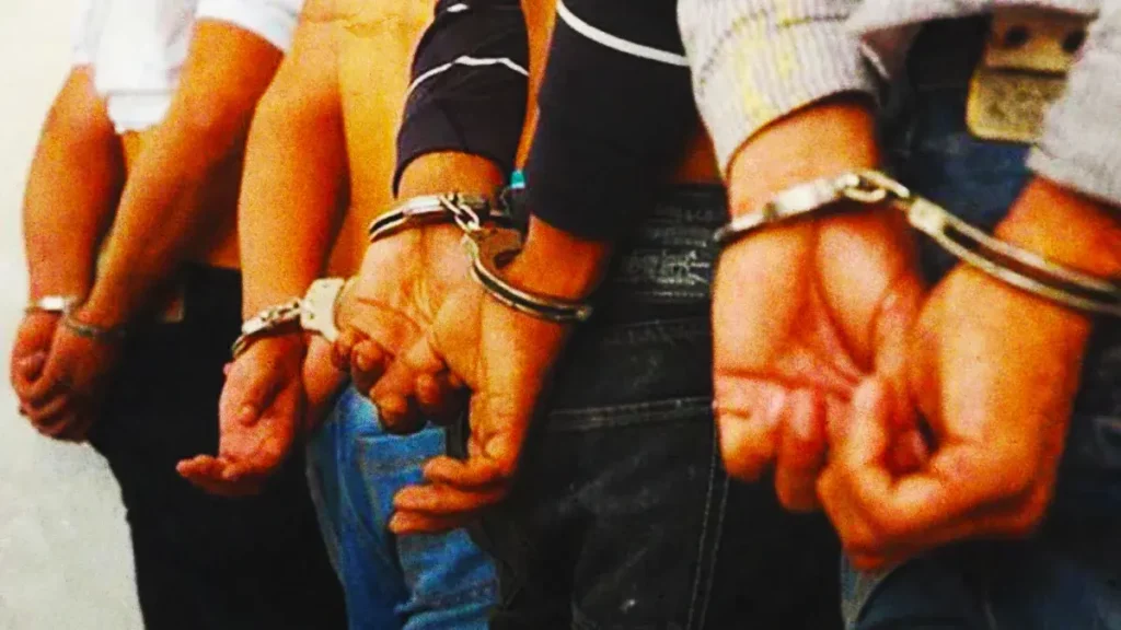 Por diferentes delitos, policías municipales detienen a cinco hombres en Atlixco