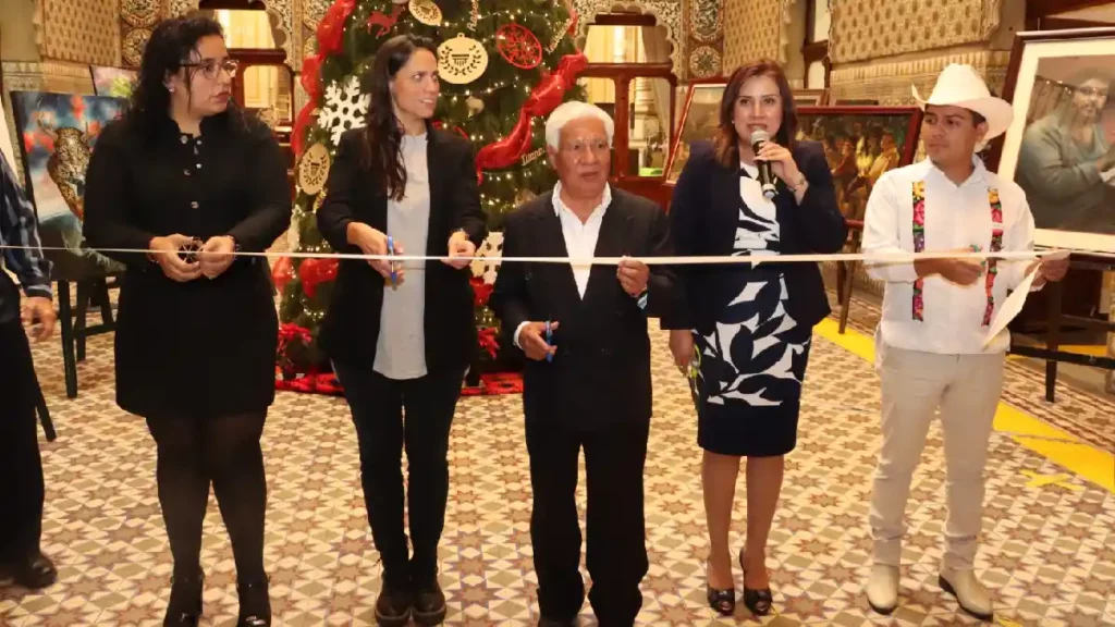 Entrega Congreso del Estado reconocimientos a artistas poblanos