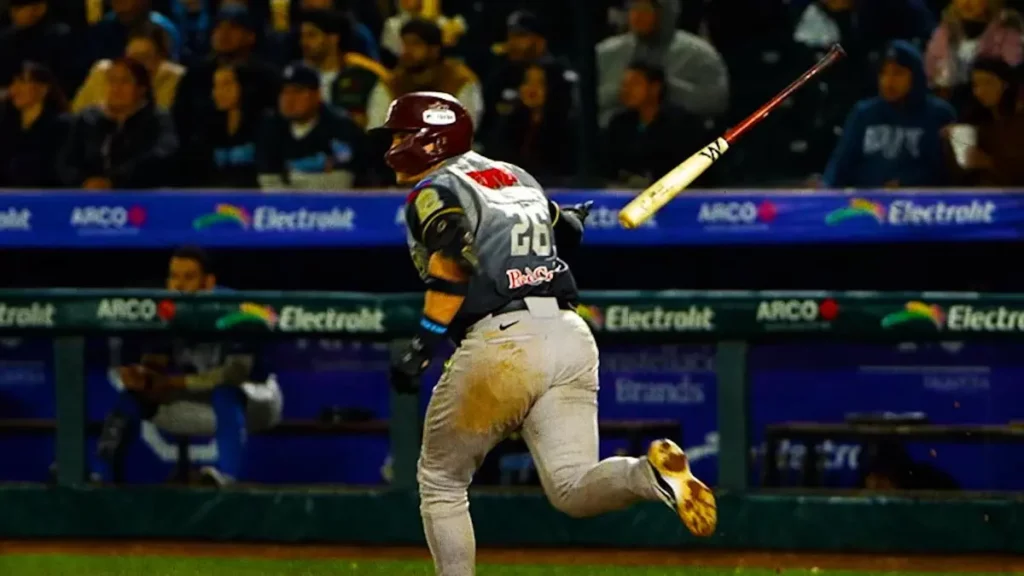 Tomateros derrota a Yaquis y aseguran playoffs en la Liga Mexicana del Pacífico