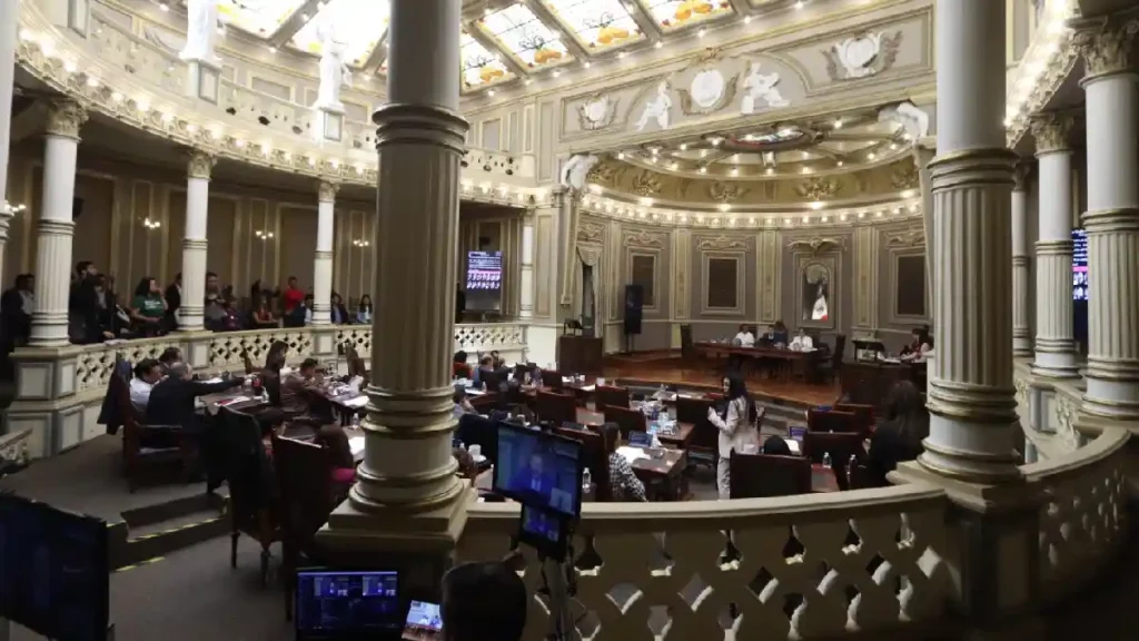 Promueve LXI Legislatura la integración de diputados con personal del Congreso del Estado